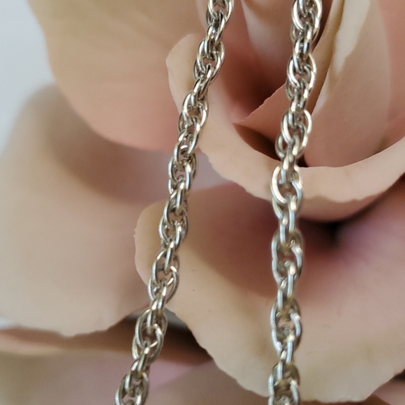 Silver Rope Chain - Picture 3 of 3